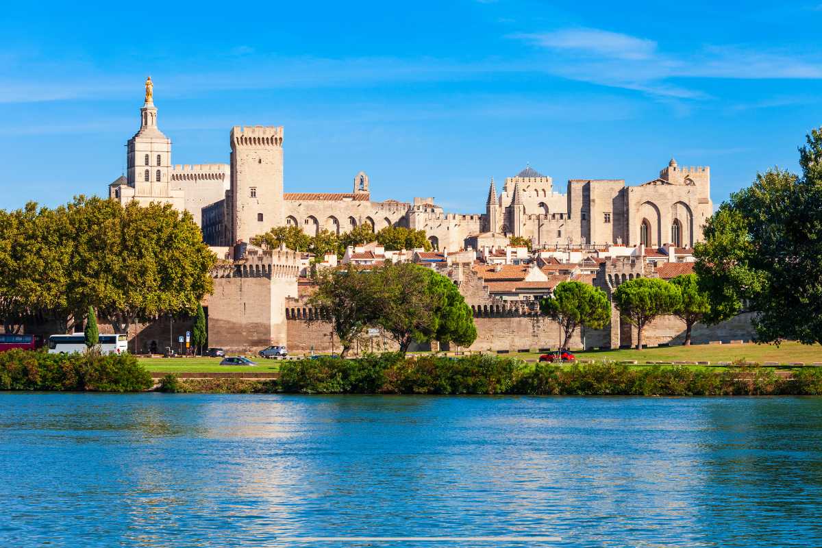 Where to Find Marijuana in Avignon, France